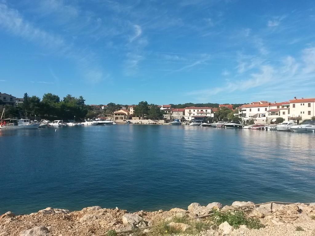 Apartmani Porat Malinska Exteriér fotografie